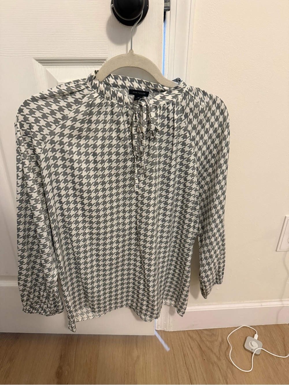 Ann Taylor White and Gray Houndstooth Tie-Neck Blouse